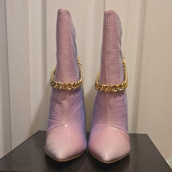 Elegant Pink and Purple Croc-Embossed Women's Boots - Picture 2 of 10
